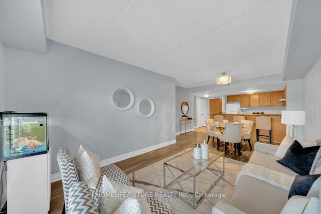 201 - 7428 Markham Rd, Condo with 2 bedrooms, 2 bathrooms and 1 parking in Markham ON | Image 10