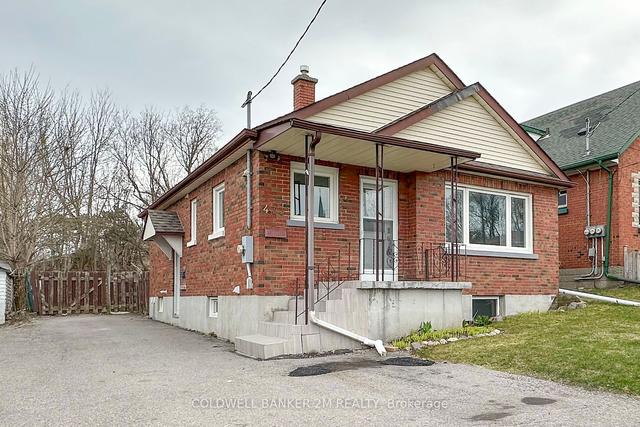 433 Crerar Ave, House detached with 3 bedrooms, 2 bathrooms and 3 parking in Oshawa ON | Image 1