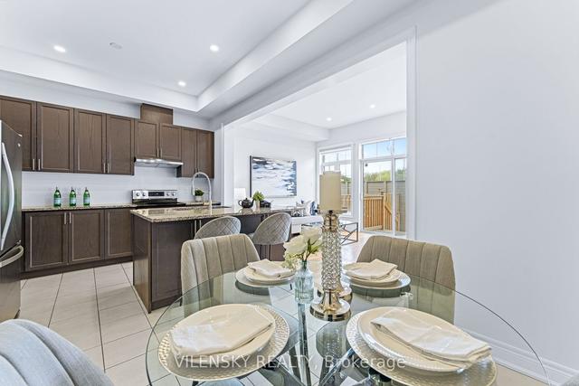 8 Latchford Ln, House semidetached with 4 bedrooms, 5 bathrooms and 2 parking in Richmond Hill ON | Image 5