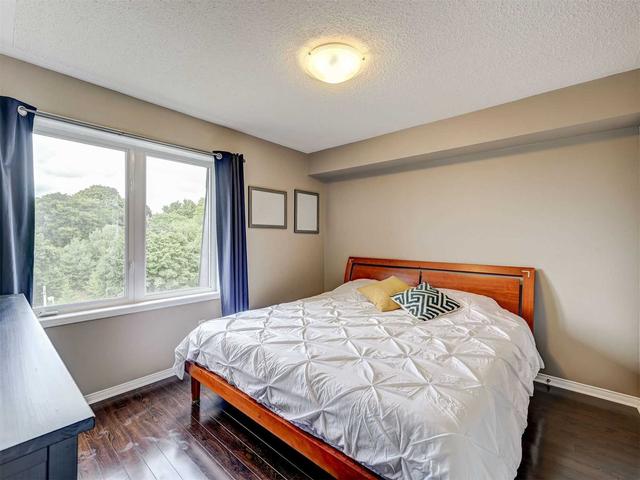 th 74 - 55 Turntable Cres, Townhouse with 3 bedrooms, 2 bathrooms and 1 parking in Toronto ON | Image 10