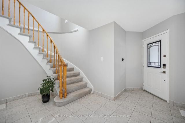 1041 Honeywood Cres, House detached with 3 bedrooms, 3 bathrooms and 6 parking in Pickering ON | Image 23