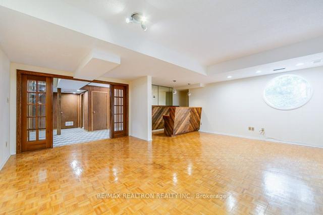 86 Garnier Ct, House detached with 5 bedrooms, 6 bathrooms and 5 parking in Toronto ON | Image 16