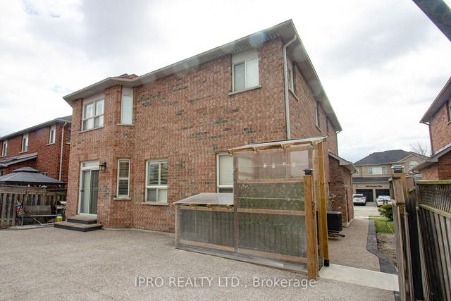 1143 Norrington Pl, Condo with 1 bedrooms, 1 bathrooms and 1 parking in Milton ON | Image 9