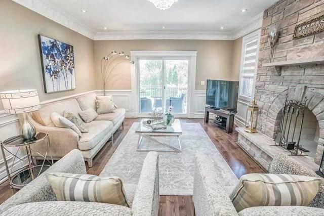 39 Richard Person Dr, House detached with 6 bedrooms, 10 bathrooms and 16 parking in Markham ON | Image 11