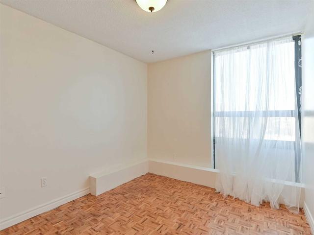 1313 - 50 Mississauga Valley Blvd, Condo with 3 bedrooms, 2 bathrooms and 1 parking in Mississauga ON | Image 20
