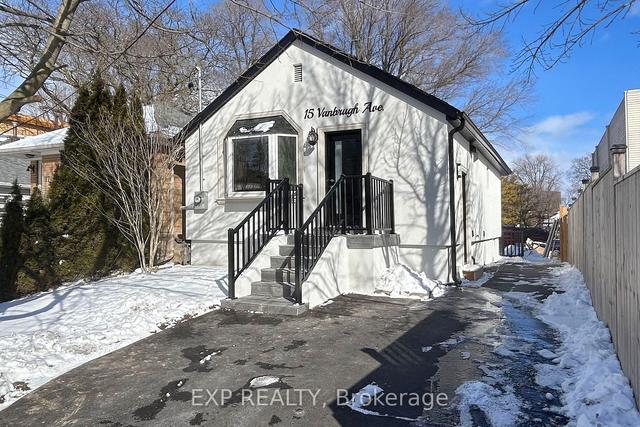 15 Vanbrugh Ave, House detached with 2 bedrooms, 2 bathrooms and 1 parking in Toronto ON | Image 12