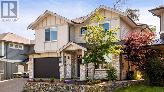 3669 Coleman Pl, House detached with 5 bedrooms, 3 bathrooms and 3 parking in Colwood BC | Image 4