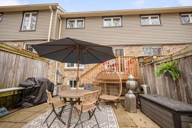32 - 2766 Folkway Dr, Townhouse with 3 bedrooms, 2 bathrooms and 2 parking in Mississauga ON | Image 22