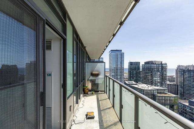 2612 - 170 Fort York Blvd, Condo with 1 bedrooms, 1 bathrooms and 1 parking in Toronto ON | Image 6