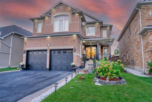 107 Rosswell Dr, House detached with 4 bedrooms, 5 bathrooms and 4 parking in Clarington ON | Image 1
