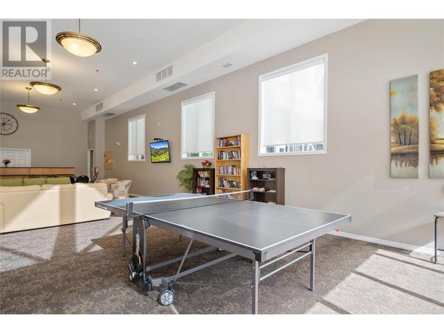 349 - 1088 Sunset Dr, Condo with 2 bedrooms, 2 bathrooms and 1 parking in Kelowna BC | Image 39