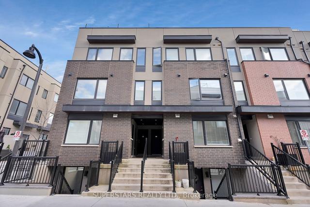 8 - 142 William Duncan Rd, Townhouse with 2 bedrooms, 2 bathrooms and 1 parking in Toronto ON | Image 11