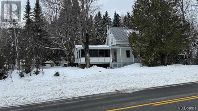 5000 Route 120, House detached with 2 bedrooms, 1 bathrooms and null parking in Lac Baker NB | Image 1
