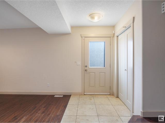 2 - 9648 106 Ave Nw, House attached with 3 bedrooms, 2 bathrooms and null parking in Edmonton AB | Image 7