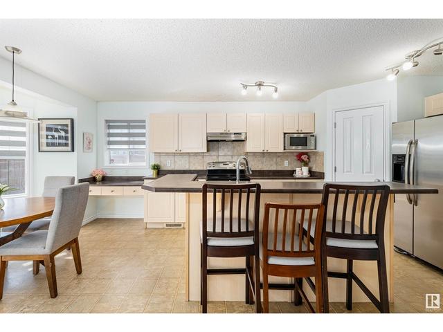8053 Shaske Dr Nw Nw, House detached with 4 bedrooms, 2 bathrooms and null parking in Edmonton AB | Image 12