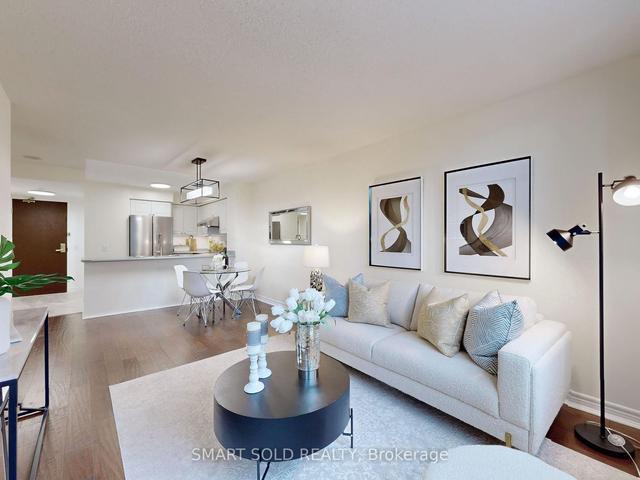 1703 - 18 Parkview Ave, Condo with 2 bedrooms, 2 bathrooms and 1 parking in Toronto ON | Image 4