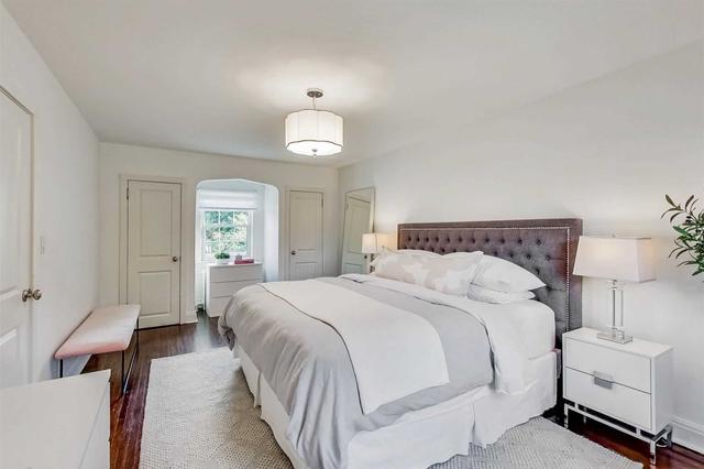 23 Delhi Ave, House detached with 4 bedrooms, 4 bathrooms and 6 parking in Toronto ON | Image 26