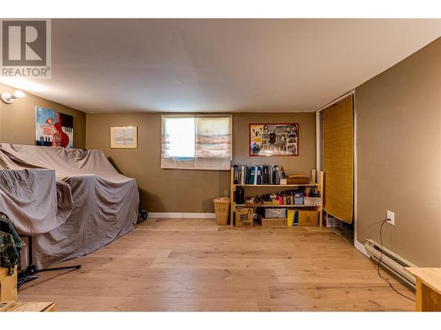 36 - 6902 Okanagan Landing Rd, House other with 3 bedrooms, 1 bathrooms and 2 parking in Vernon BC | Image 26