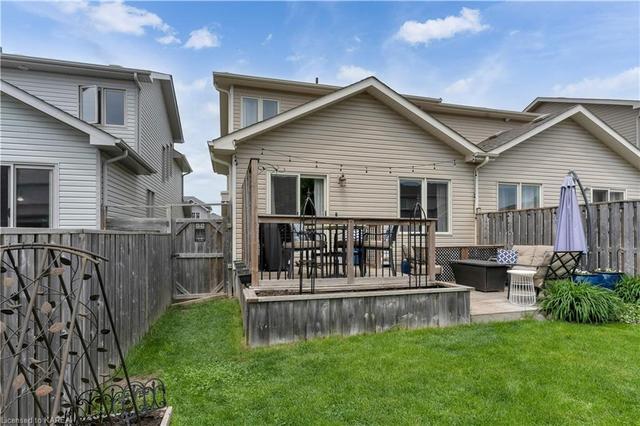 1207 Carfa Cres, House semidetached with 3 bedrooms, 2 bathrooms and 3 parking in Kingston ON | Image 38