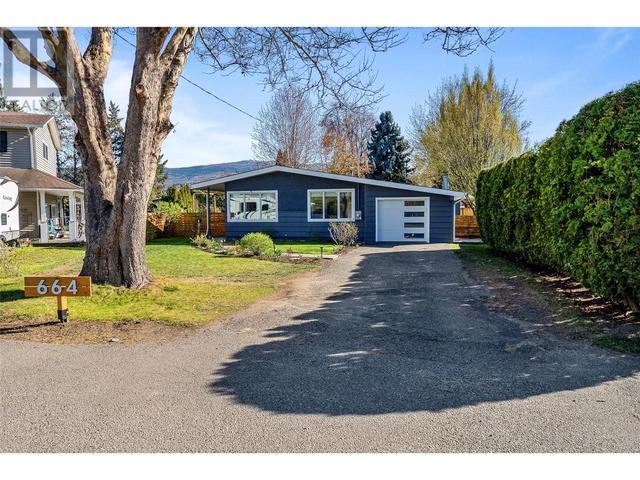 664 Armour Crescent, House detached with 3 bedrooms, 1 bathrooms and 5 parking in Kelowna BC | Image 1