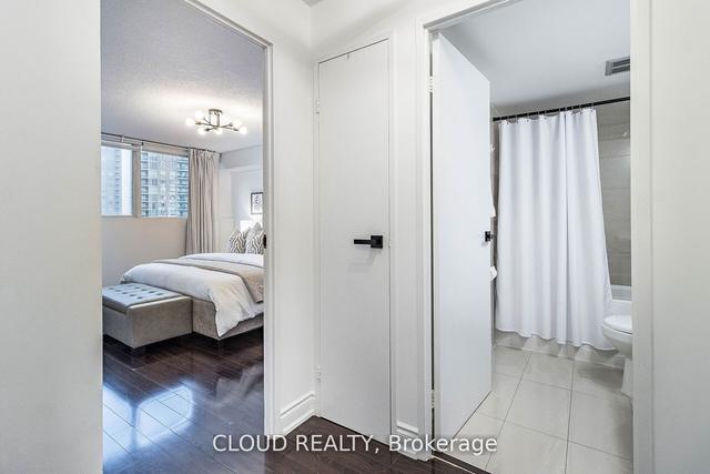 2209 - 3700 Kaneff Cres, Condo with 1 bedrooms, 1 bathrooms and 1 parking in Mississauga ON | Image 9
