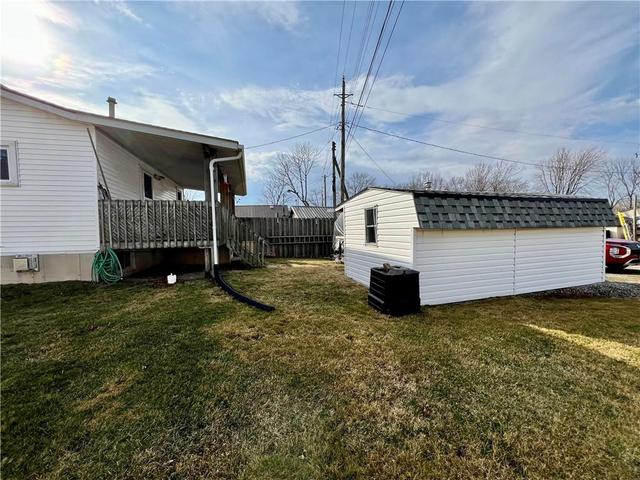 9 Bluewater Pky, House detached with 3 bedrooms, 1 bathrooms and 2 parking in Haldimand County ON | Image 6