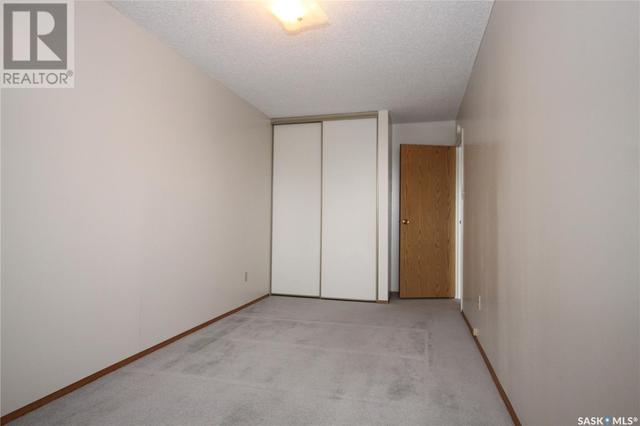 208 - 1832 Eaglesham Ave, Condo with 3 bedrooms, 1 bathrooms and null parking in Weyburn SK | Image 11
