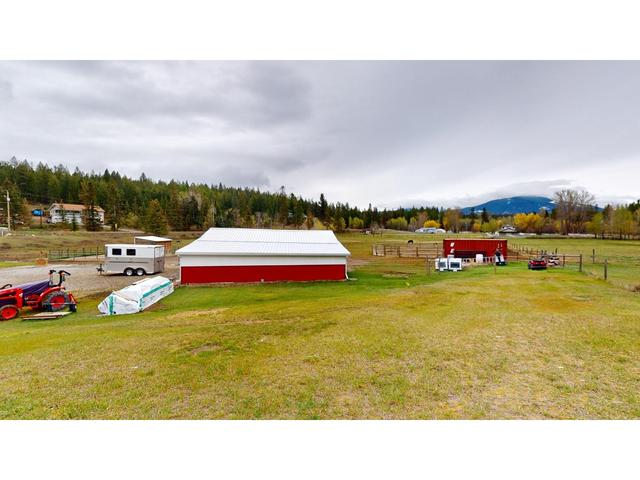 4101 9th St S, House detached with 2 bedrooms, 2 bathrooms and null parking in East Kootenay C BC | Image 61