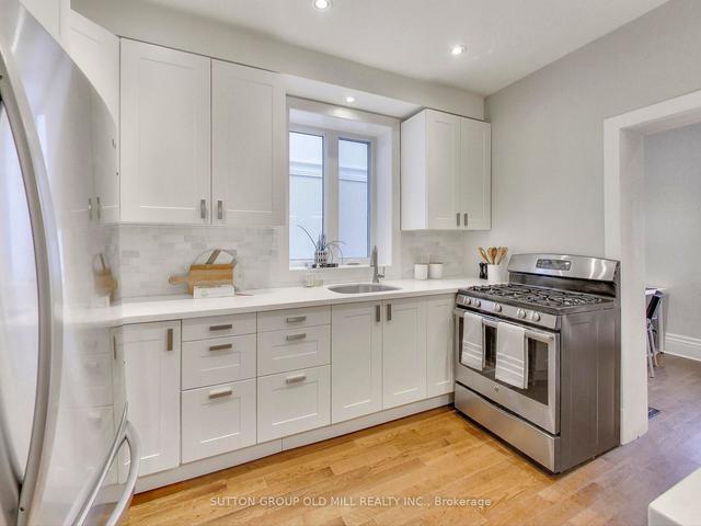 529 Runnymede Rd, House semidetached with 5 bedrooms, 3 bathrooms and 2 parking in Toronto ON | Image 5
