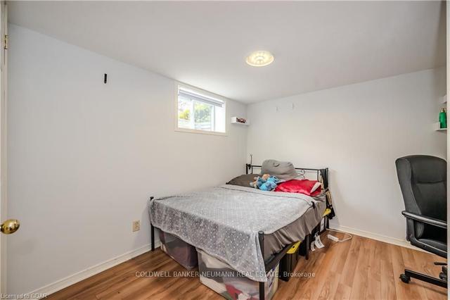 90 Rodney Blvd, House detached with 3 bedrooms, 2 bathrooms and 5 parking in Guelph ON | Image 15