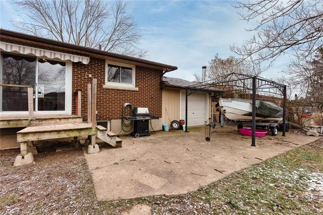 8835 Banting Avenue, House detached with 4 bedrooms, 2 bathrooms and 1 parking in Niagara Falls ON | Image 28
