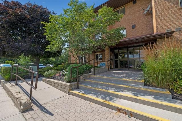 305 - 2181 Walker Ave, Condo with 2 bedrooms, 2 bathrooms and 1 parking in Peterborough ON | Image 8