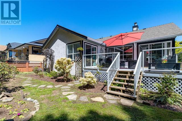 3446 Arbutus Dr S, House detached with 2 bedrooms, 2 bathrooms and 2 parking in Cowichan Valley C BC | Image 42