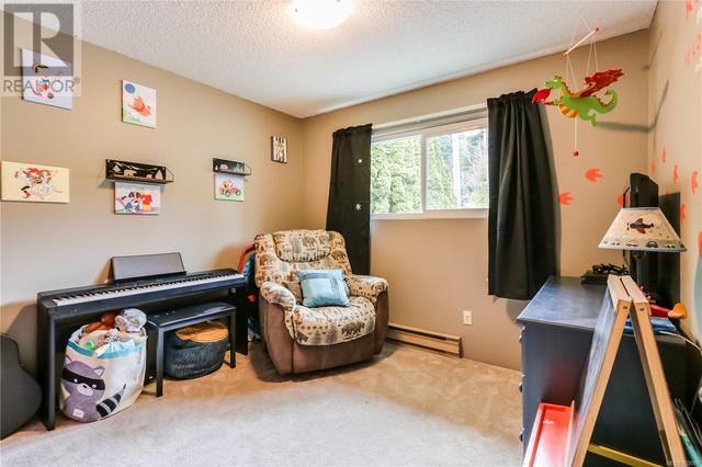 1954 Cinnabar Dr, House detached with 3 bedrooms, 3 bathrooms and 4 parking in Nanaimo BC | Image 16