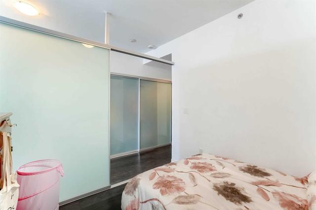 3506 - 426 University Ave, Condo with 1 bedrooms, 1 bathrooms and 0 parking in Toronto ON | Image 7