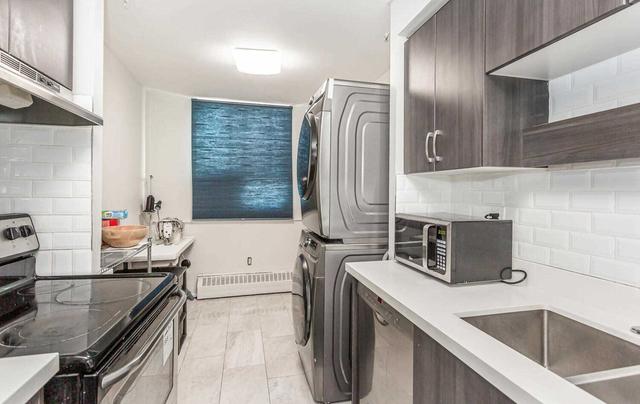 1216 - 1625 Bloor St, Condo with 2 bedrooms, 2 bathrooms and 1 parking in Mississauga ON | Image 9