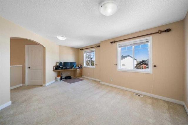 65 Saddlebrook Cir Ne, House detached with 5 bedrooms, 3 bathrooms and 4 parking in Calgary AB | Image 20