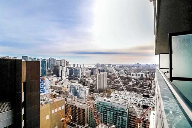 3506 - 426 University Ave, Condo with 1 bedrooms, 1 bathrooms and 0 parking in Toronto ON | Image 10