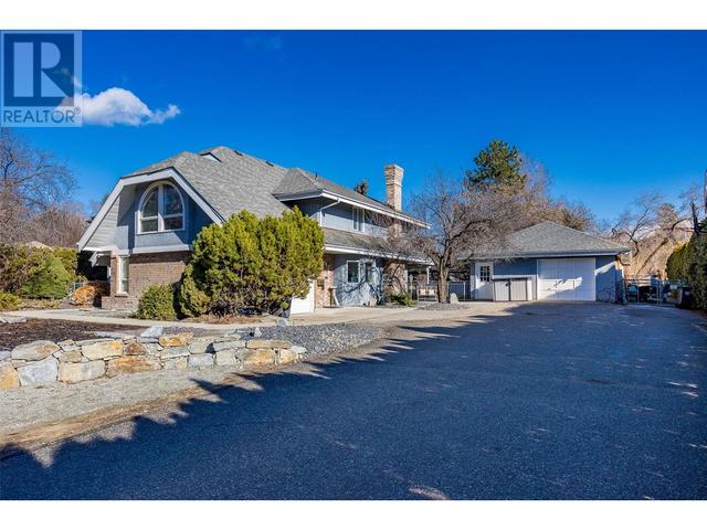 1610 Highland Dr N, House detached with 4 bedrooms, 2 bathrooms and 2 parking in Kelowna BC | Image 24
