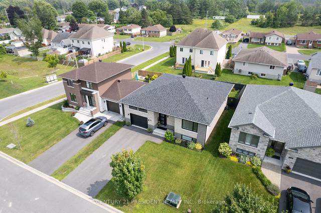 104 Emily Jade Cres, House detached with 2 bedrooms, 2 bathrooms and 5 parking in Cornwall ON | Image 29