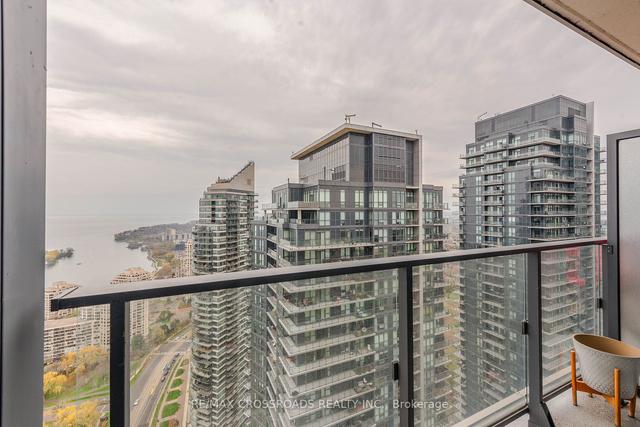 4702 - 2200 Lake Shore Blvd W, Condo with 1 bedrooms, 1 bathrooms and 1 parking in Toronto ON | Image 9