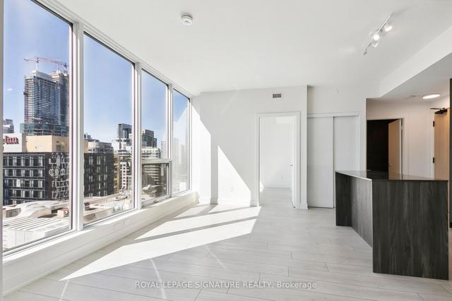 1601 - 15 Mercer St, Condo with 2 bedrooms, 2 bathrooms and 0 parking in Toronto ON | Image 5