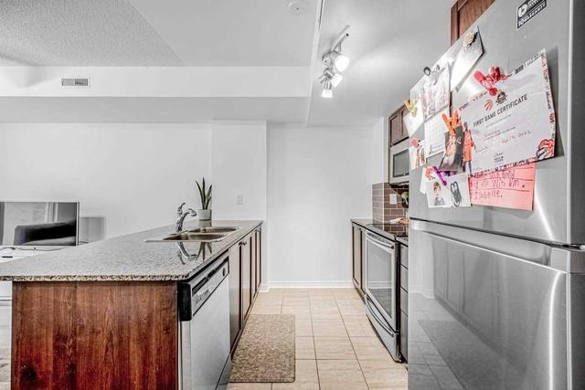 129 - 25 Turntable Cres, Townhouse with 2 bedrooms, 2 bathrooms and 1 parking in Toronto ON | Image 8