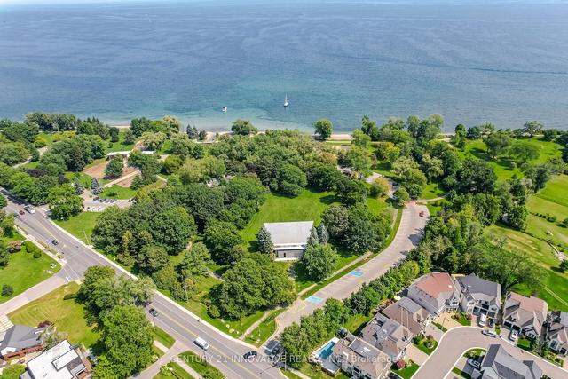 15 Third Line, House detached with 2 bedrooms, 1 bathrooms and 6 parking in Oakville ON | Image 9