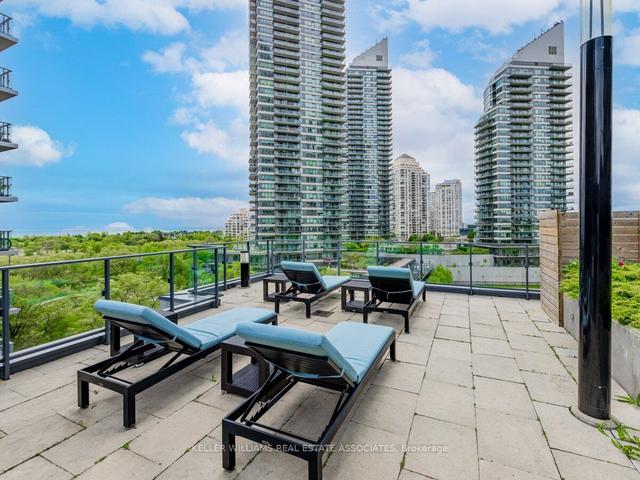 404 - 2220 Lake Shore Blvd W, Condo with 2 bedrooms, 2 bathrooms and 1 parking in Toronto ON | Image 22