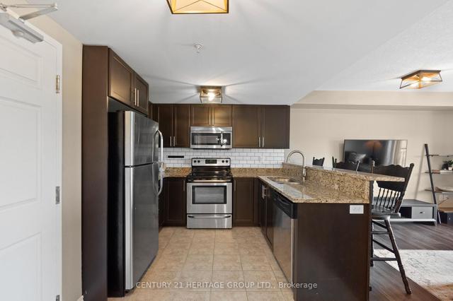 402 - 45 Kingsbury Sq, Condo with 2 bedrooms, 1 bathrooms and 1 parking in Guelph ON | Image 17