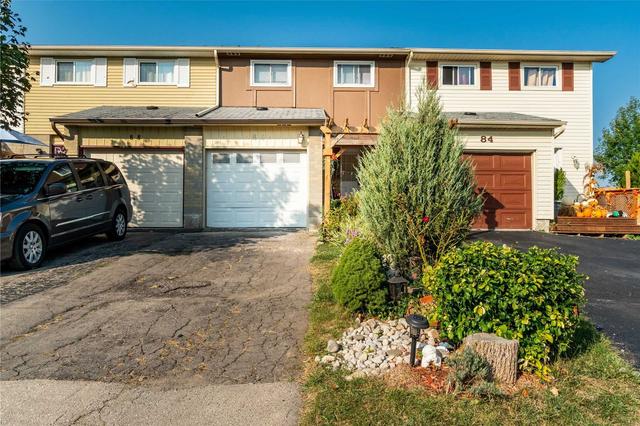 86 Golden Orchard Dr, House attached with 3 bedrooms, 2 bathrooms and 3 parking in Hamilton ON | Image 1