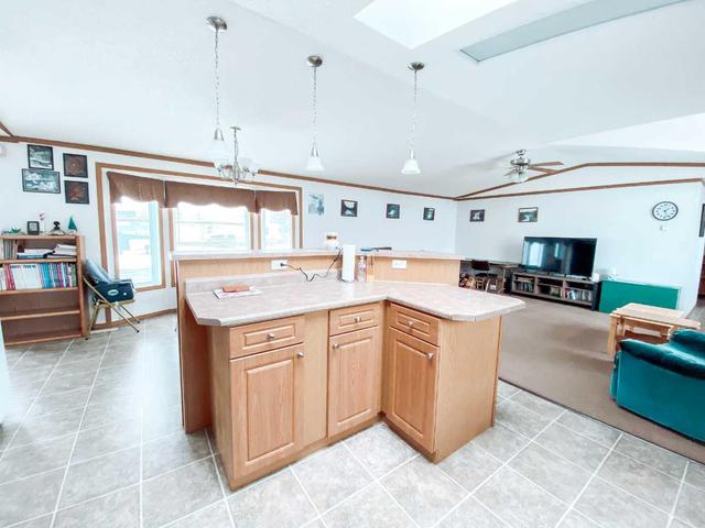 4603 48 St, House detached with 3 bedrooms, 2 bathrooms and 2 parking in Rycroft AB | Image 7
