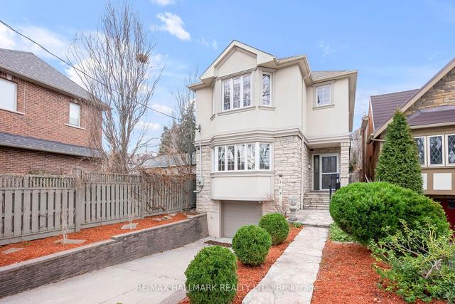 104 Mayfield Ave, House detached with 4 bedrooms, 4 bathrooms and 3 parking in Toronto ON | Image 1