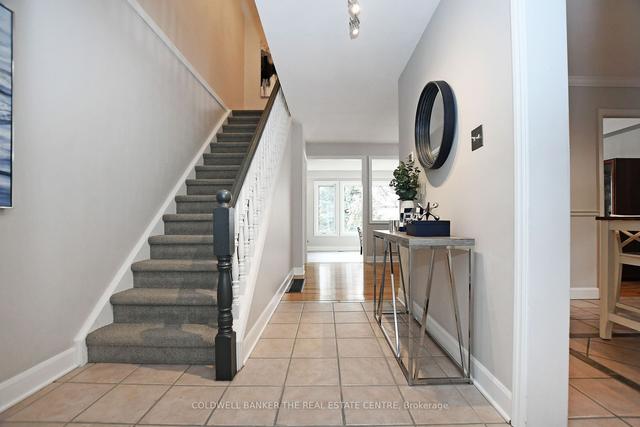 745 Pam Cres, House attached with 3 bedrooms, 2 bathrooms and 4 parking in Newmarket ON | Image 36